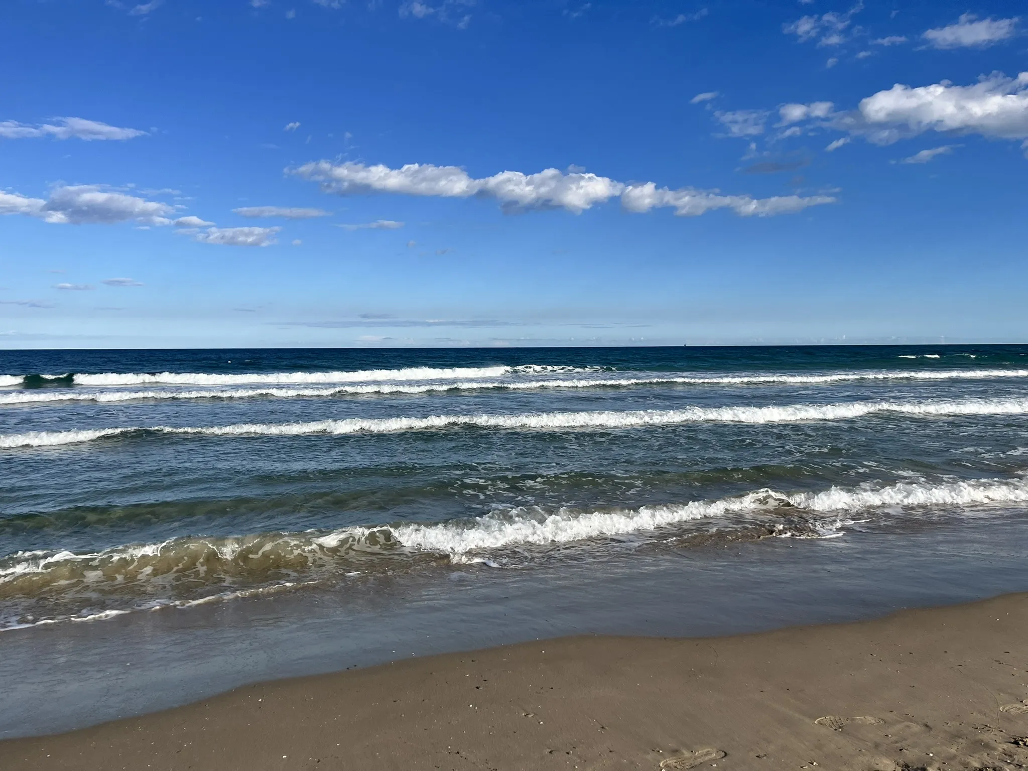 Luksusowy apartament wakacyjny Gran Alacant z prywatnym tarasem i dostępem do basenu wspólnotowego